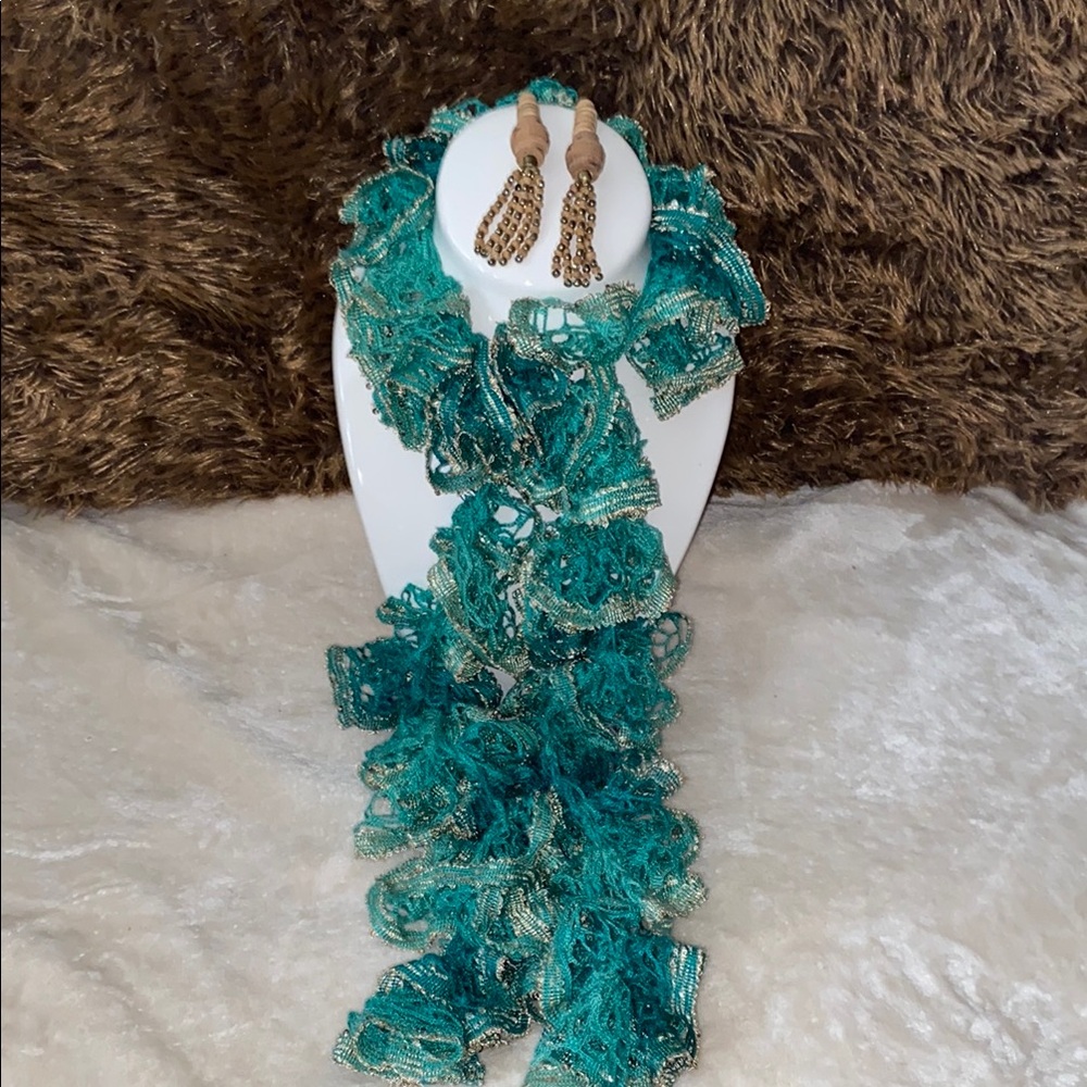 Vintage Teal Ruffled Scarf with wooden Earrings